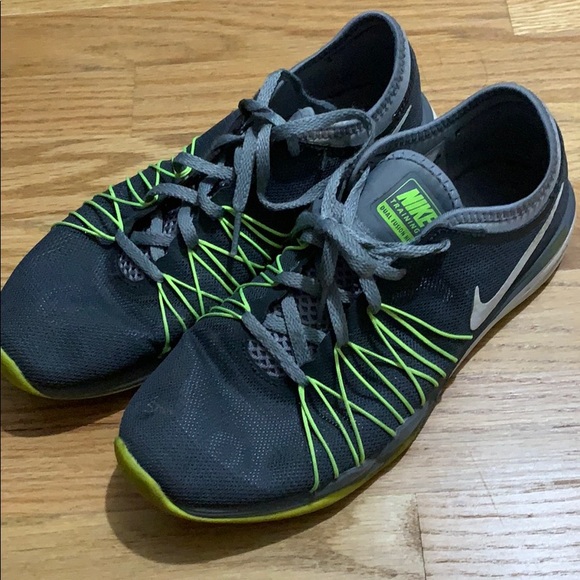 Nike womens sneakers - Picture 3 of 4